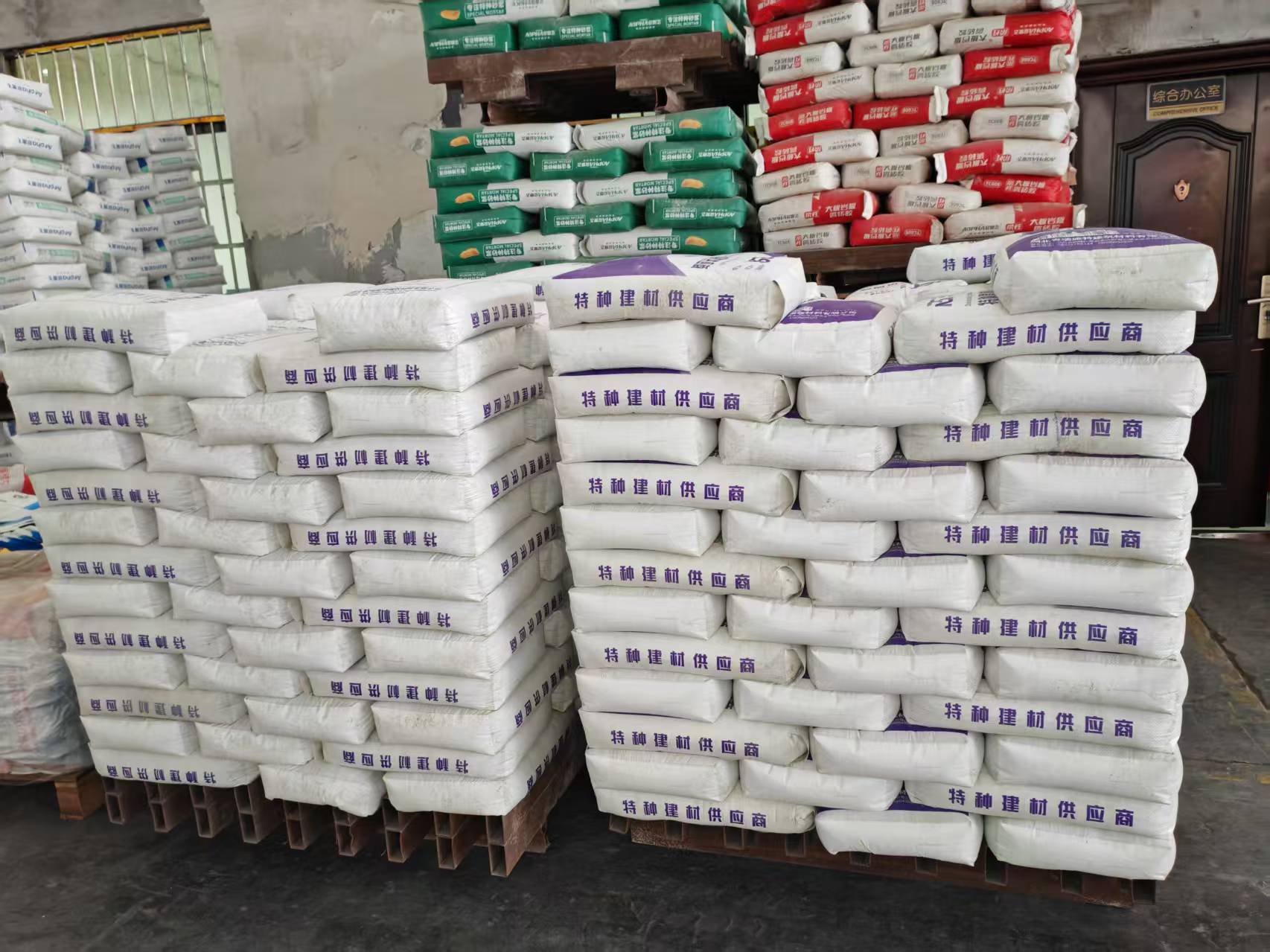 钦州拱顶带模注浆料